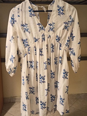 Mini dress with blue floral patterns like new, H&M, size M