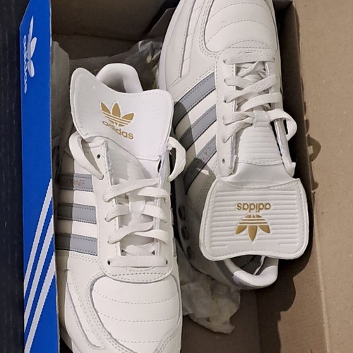 Adidas Originals LA Trainer sneakers size 43 1/3 off-white leather