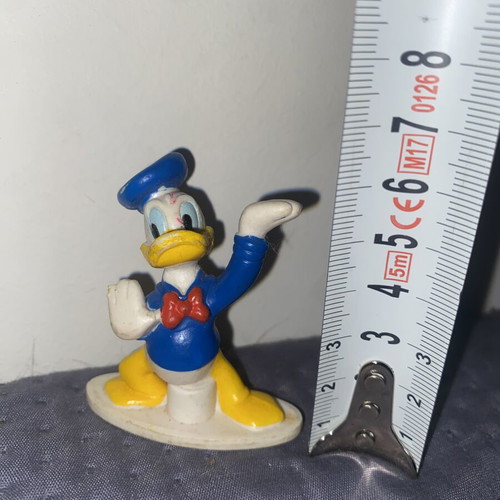 Vintage Donald Duck figure Nestlé Liverpool '90s used