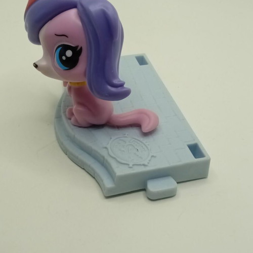 Φιγούρα Littlest Pet Shop Zoe Trent μεταχειρισμένη, McDonalds 2015