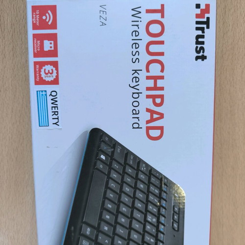 Trust wireless keyboard with touchpad and multimedia functions new