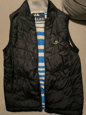 Scotch & Soda kids sleeveless jacket black like new, age 10