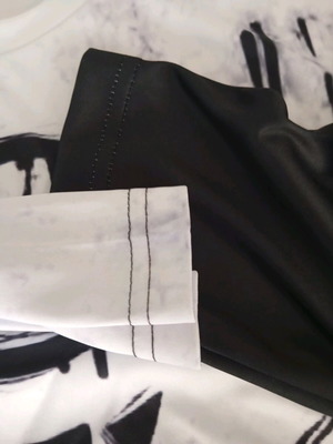Men's t-shirt new, size XL, black and white