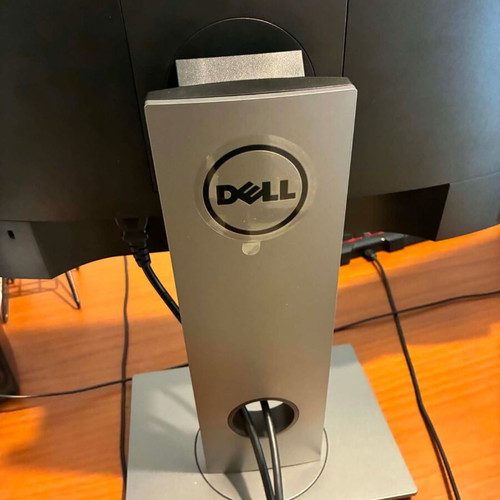 Dell P2018H 20" IPS Monitors like new, pack of 2 with cables