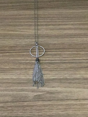 Κρεμαστό μακρύ κολιέ σαν καινούργιο