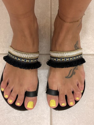 Estil black leather sandals size 39 new