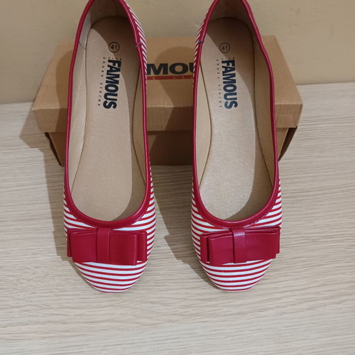 Famous Shoes ballerinas new, size 40-41, white and red