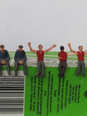 Subbuteo 5 painted spectators used