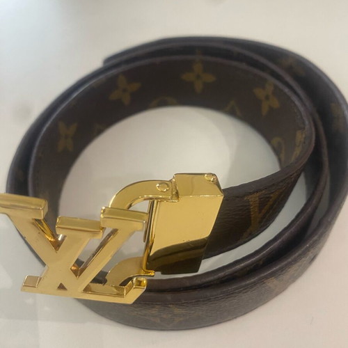 Brown belt small used, size 95