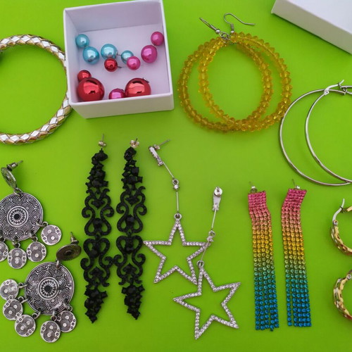 Jewelry used, earrings and bracelet set
