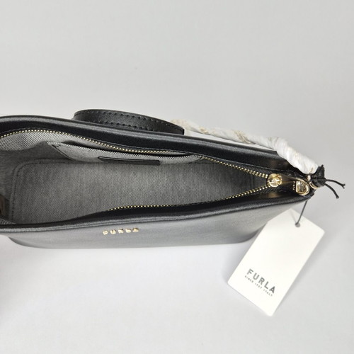 Furla Venere Classic crossbody bag new, black leather with gold chain