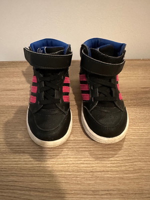 Adidas PRO PLAY K PS kids boots for girl like new
