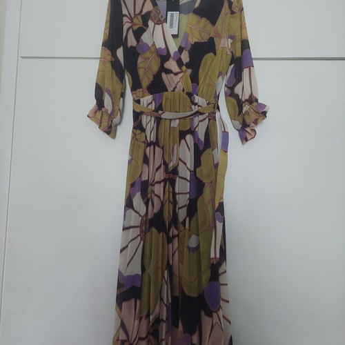 Wrap dress with pleated skirt and belt new, Dress2unDress, black