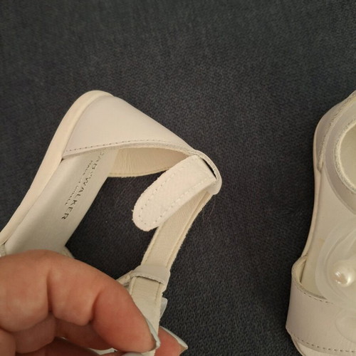 Babywalker baptism shoes size 19 like new