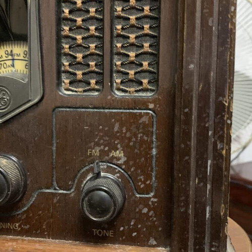 General Electric retro radio used