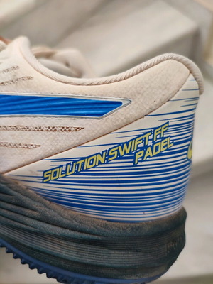 ASICS Solution Swift тенис обувки като нови