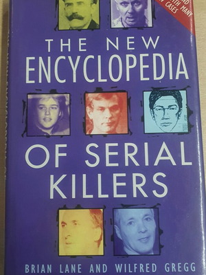 The New Encyclopedia of Serial Killers used, English