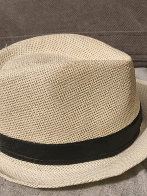 Hat like new, size L
