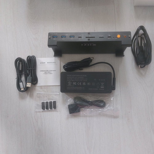 Professional Hybrid KVM Docking Station CMSTEDCD SW532 new, 3x4K@60Hz, 100W PD