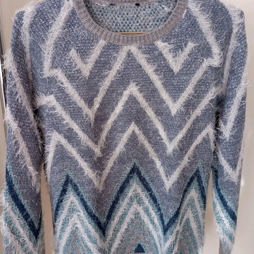 Knitted sweater used with silver details size L
