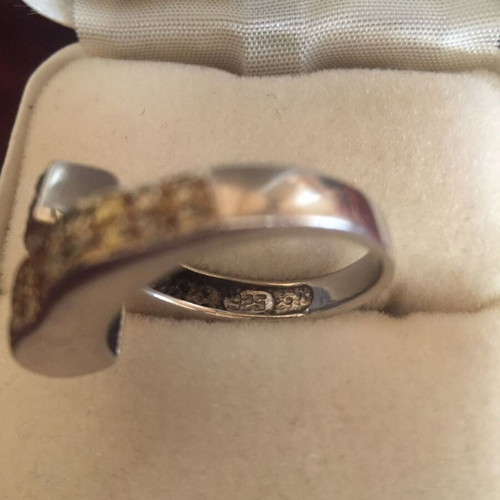 Silver 925 ring like new, decorated with zircon