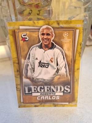 Roberto Carlos Topps Superstars card