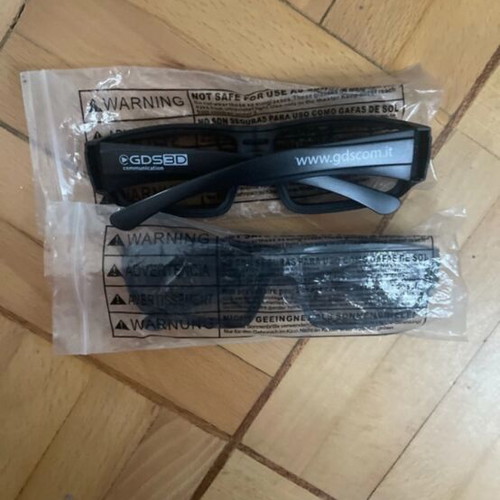 3D glasses pack of 2 new