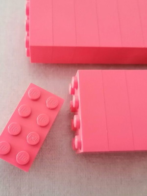 Lego bricks 2 x 4 pink pack of 20 like new