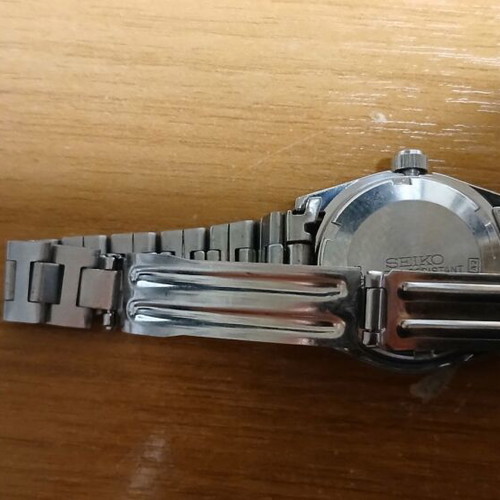 Seiko 5 Automatic Women's Watch like new, water resistant, stainless steel