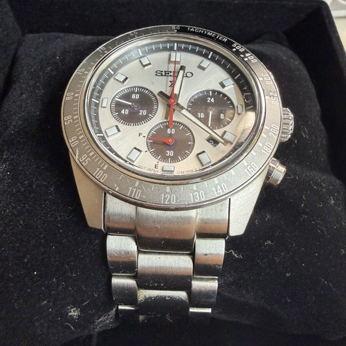 Seiko Prospex Speedtimer SolarSSC911P1 watch like new, silver