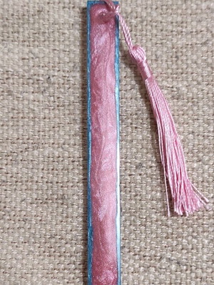 Handmade bookmark with resin and tassel, new
