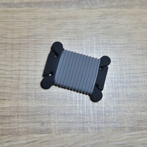 Earphone organizer like new