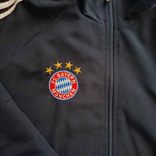 Bayern Munich adidas Track Jacket 2011-12 size M in good condition