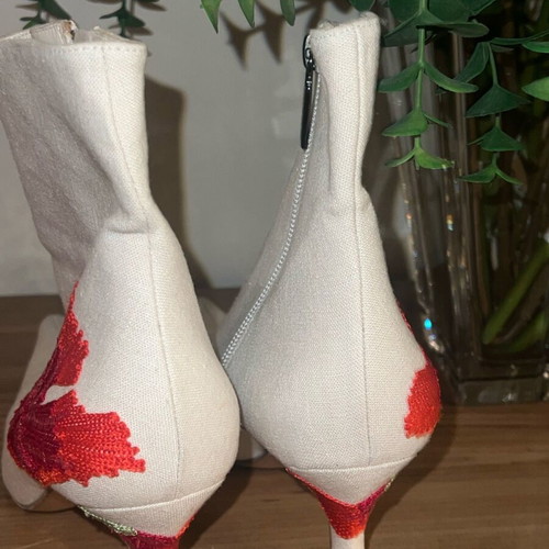 Canvas ankle boots like new with embroidered blondie size 38