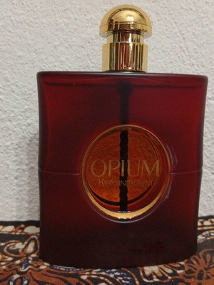 Opium Yves Saint Laurent Eau de Parfum 90 ml like new