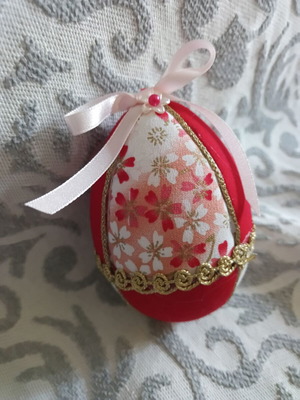 Set of 3 decorative Easter eggs 8 cm, like new, red