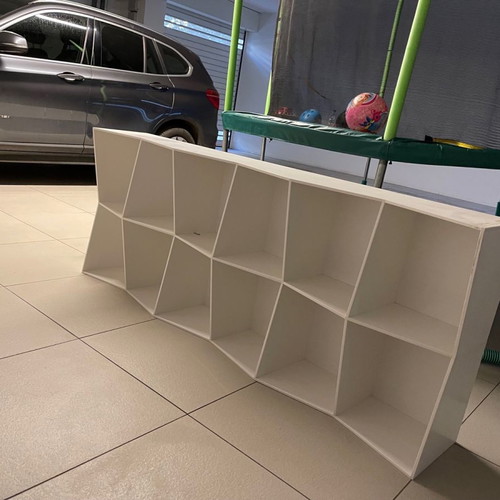 Βιβλιοθήκη από Corian Alivar Wavy καινούργια, λευκή 200x200 cm