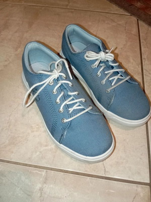 Παιδικό παπουτσάκι Timberland μέγεθος 34 μπλε σαν καινούργιο