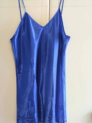 Satin nightdress in intense blue roua color L/XL like new
