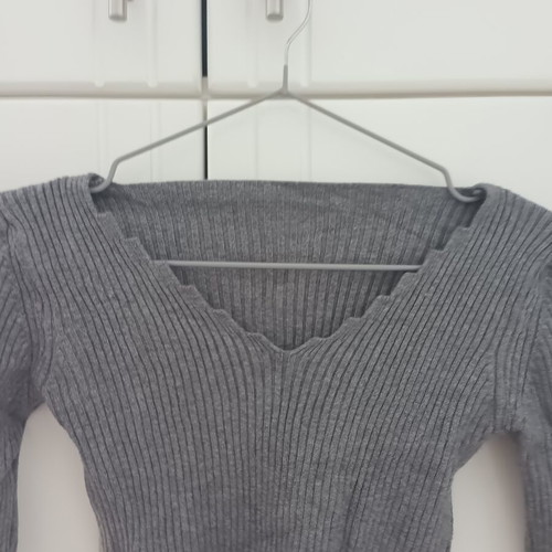 Women Crop Top size XS grey like new