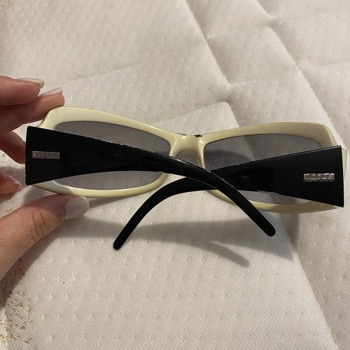 Vogue vintage sunglasses mask, black and white