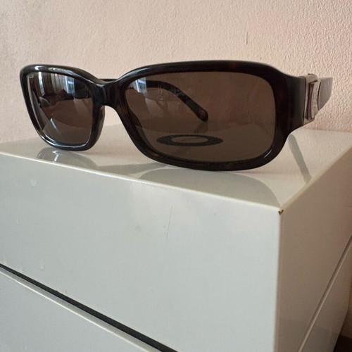 Tiffany & Co Vintage Sunglasses Like New, Black