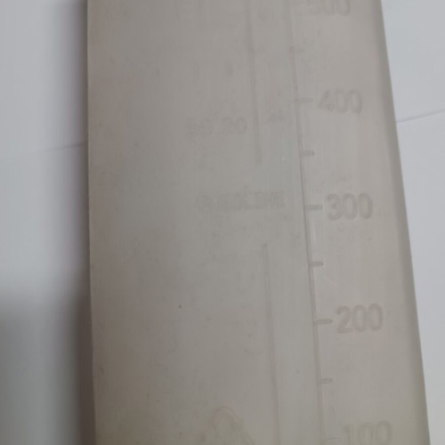Fuel measuring container new