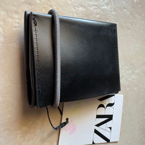 Zara Wallet new, black, minimal design