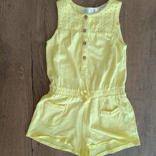 Zara yellow romper like new, size 98 cm for 3 years old