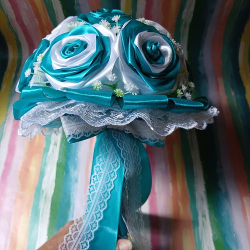 Bouquet wedding type with satin roses, new