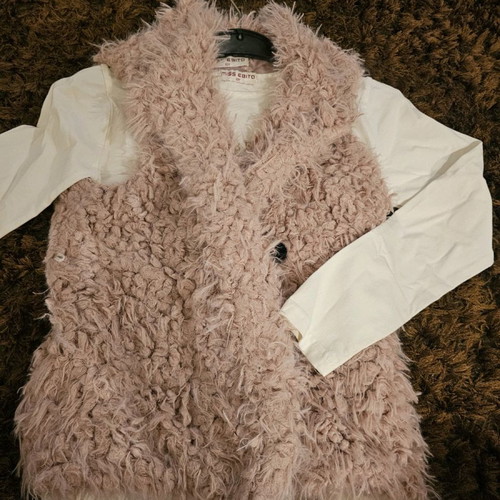 Fur vest and long-sleeve set like new, size 12, pink