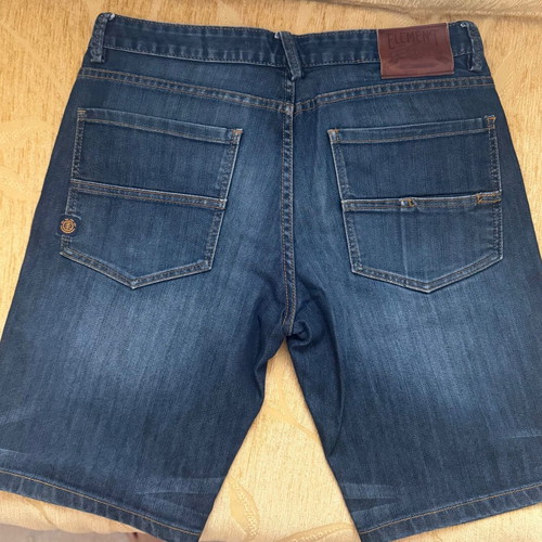 Element denim bermuda shorts new, size 32, blue