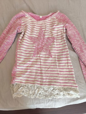 Pink knitted blouse small like new