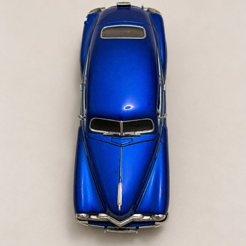 Chevrolet Aerosedan Fleetline 1948 model like new with opening doors